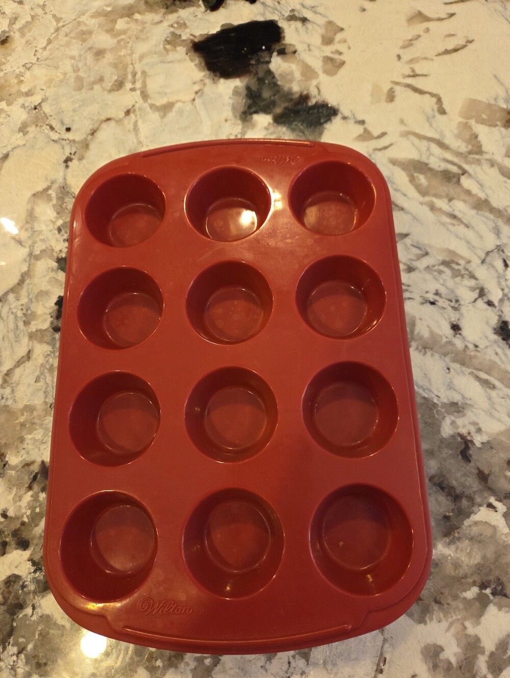 Wilton 12 Count Mini Muffin Or Cupcakes Silicone Pan Non Stick